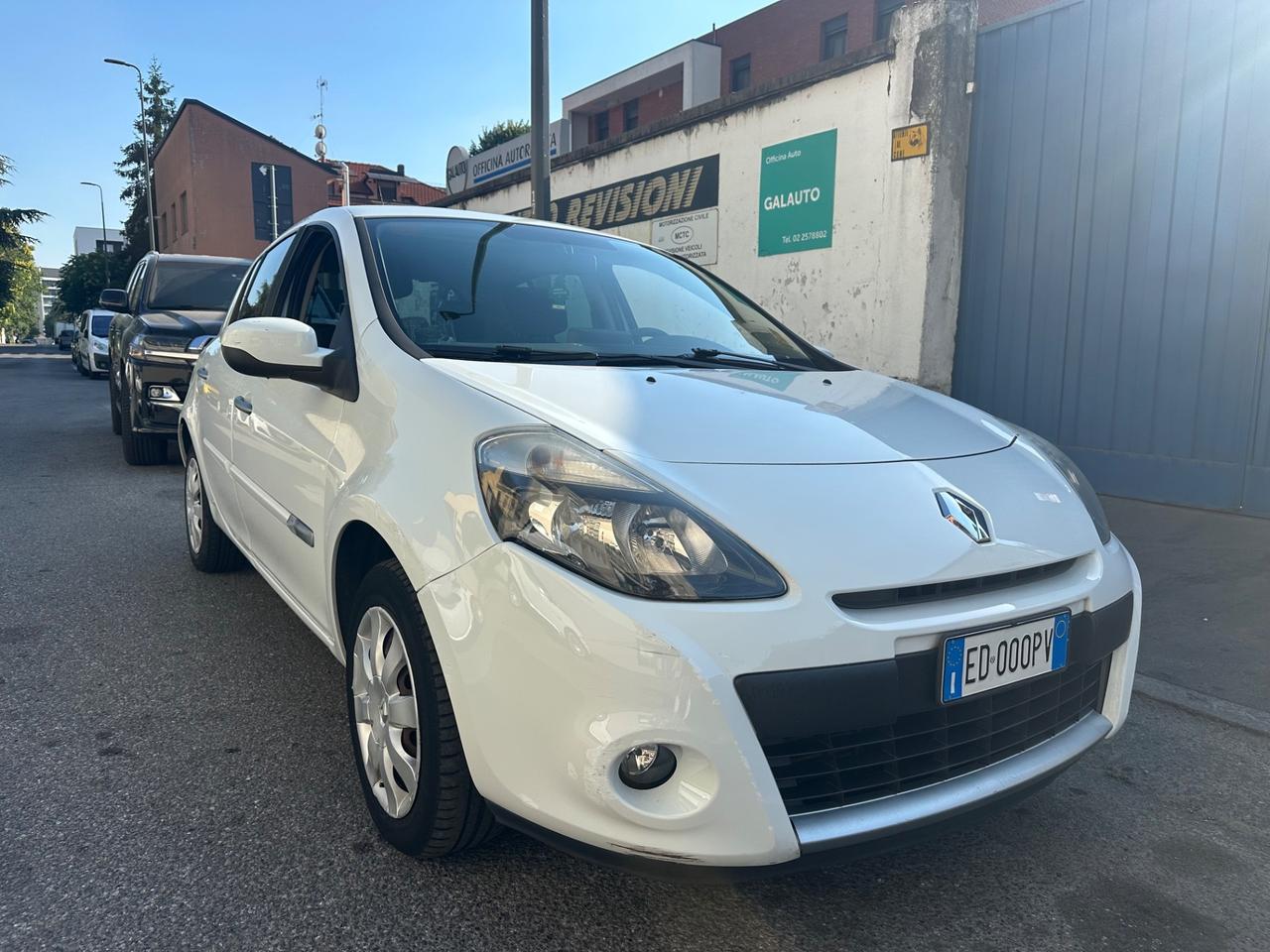 Renault Clio 1.2 16V 5 porte Luxe - euro 5 - solo 59000 km