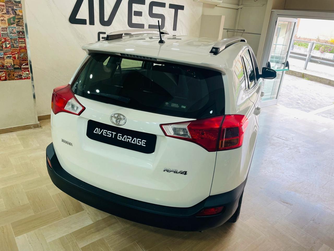 Toyota RAV 4 RAV4 2.0 D-4D 2WD