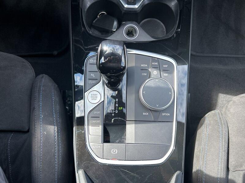 BMW Serie 1 F40 118d Msport auto