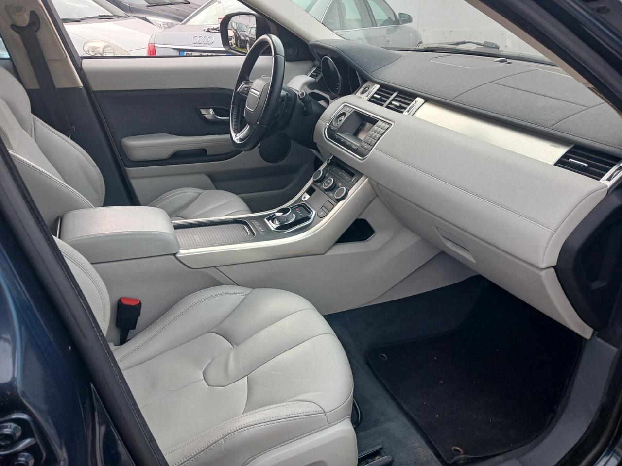 Land Rover Range Evoque 2.2 TD4 5p. Dynamic