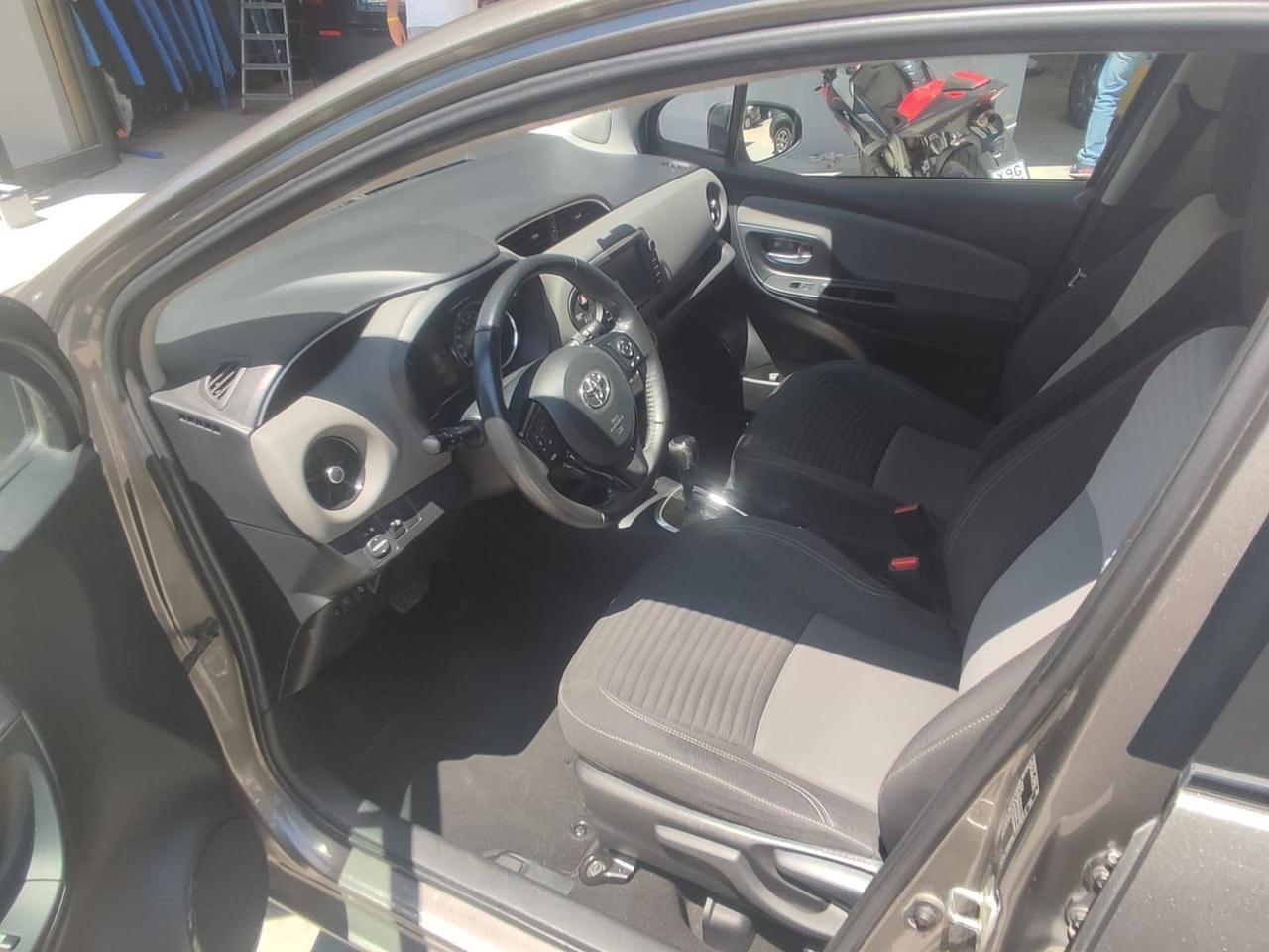 Toyota Yaris 1.5 Hybrid #2599