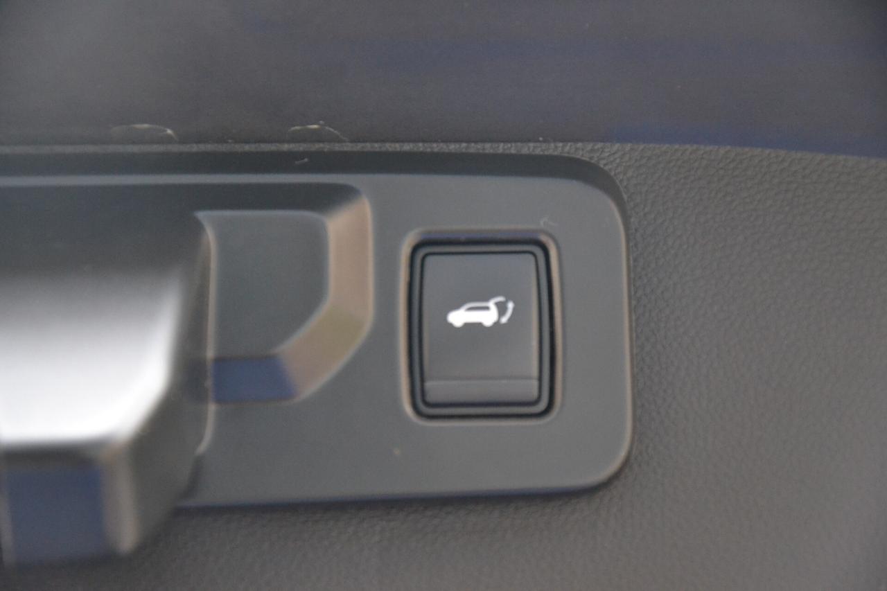 Renault Symbioz 1.6 HYBRID E-TECH 145CV ICONIC ***PREZZO REALE**