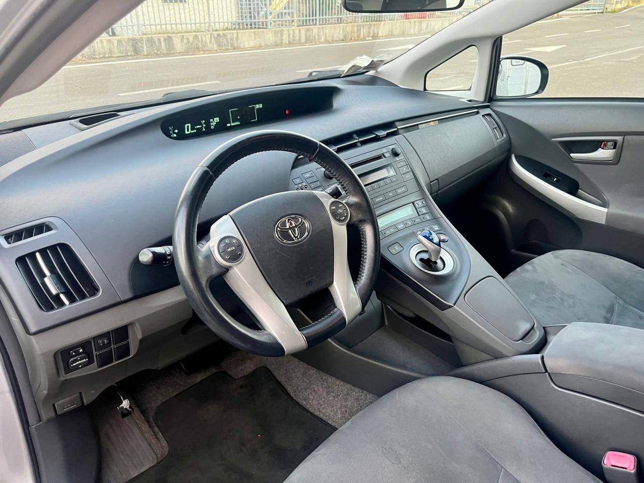 Toyota Prius 1.8h 2009 166.000km perfetta per neopatenti
