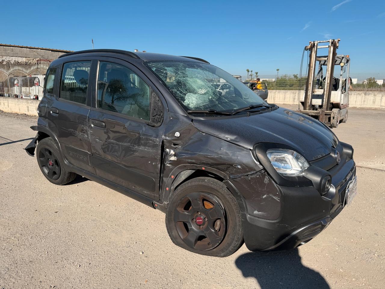 FIAT PANDA CROSS 2019 1.2 BENZINA 69 CV *SINISTRATA