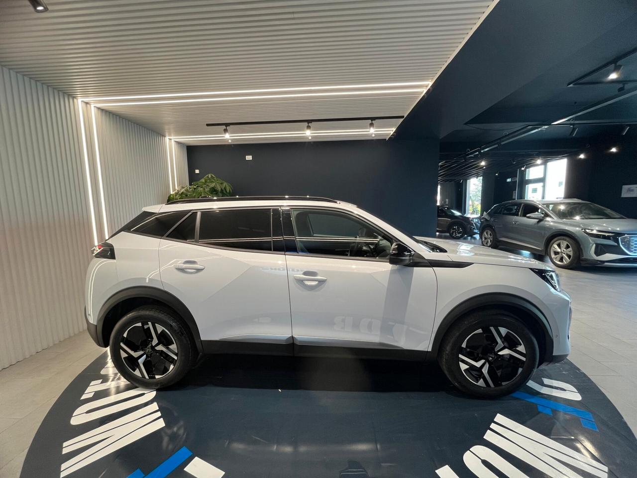 Peugeot 2008 PureTech 100 S&S Allure