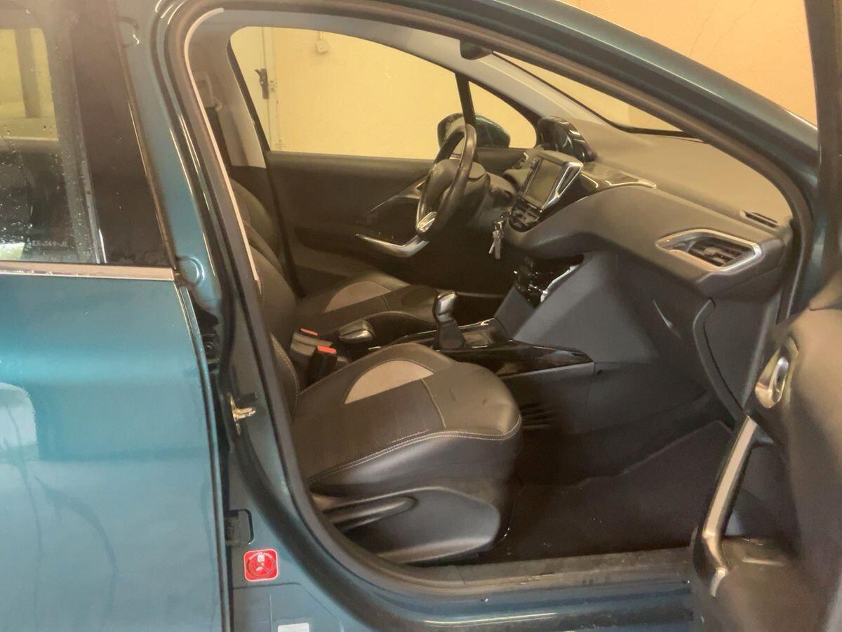 Peugeot 2008 PureTech Turbo 110 S&S Allure