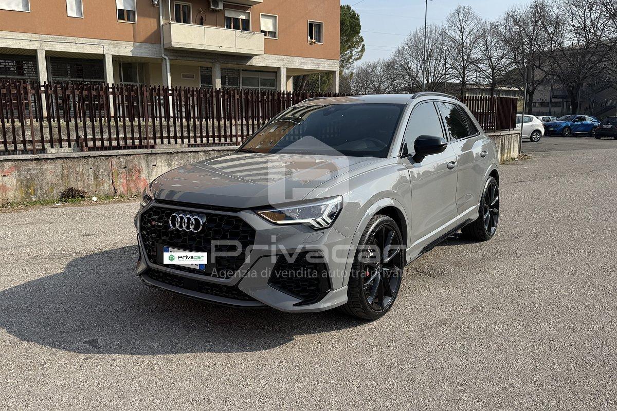 AUDI RS Q3 quattro S tronic