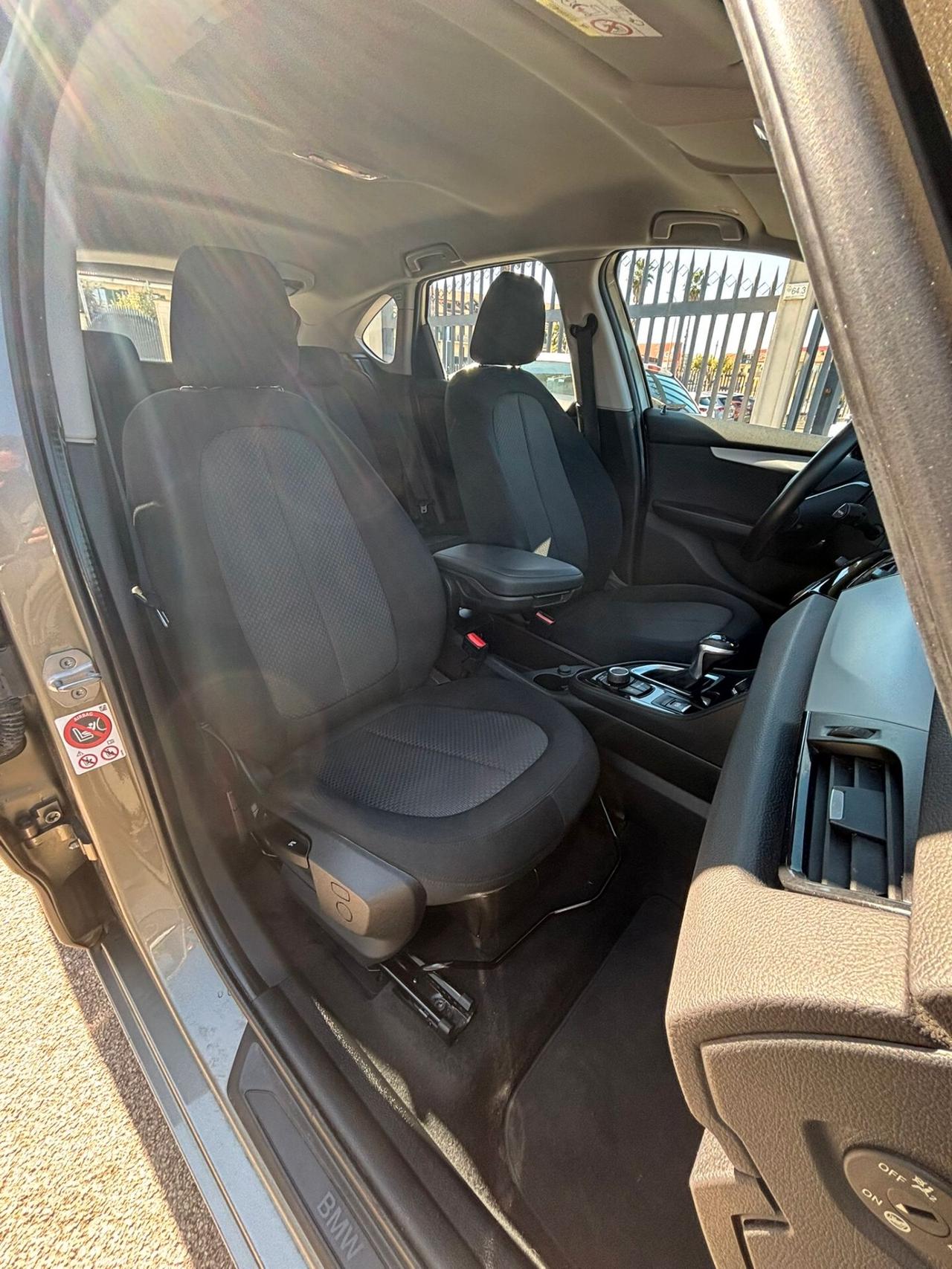 Bmw Serie 2 218d Luxury AUTOMATICO ANNO 2015