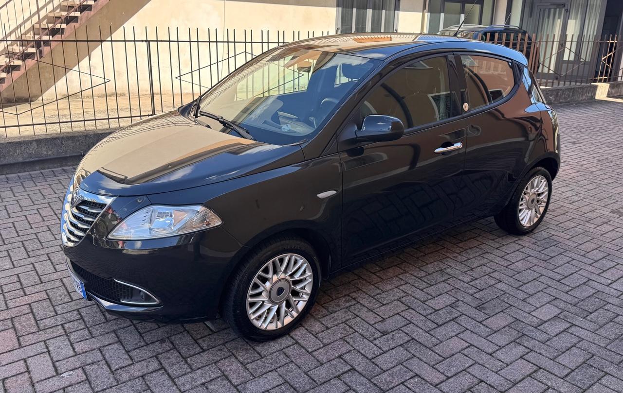 Lancia Ypsilon 1.2 Benzina - GPL Ok Neopatentati