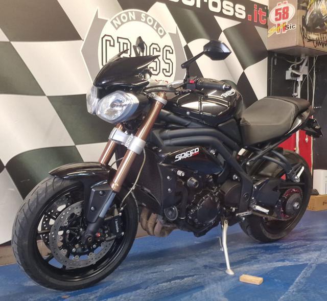 TRIUMPH Speed Triple 1050 - ANNO 2011