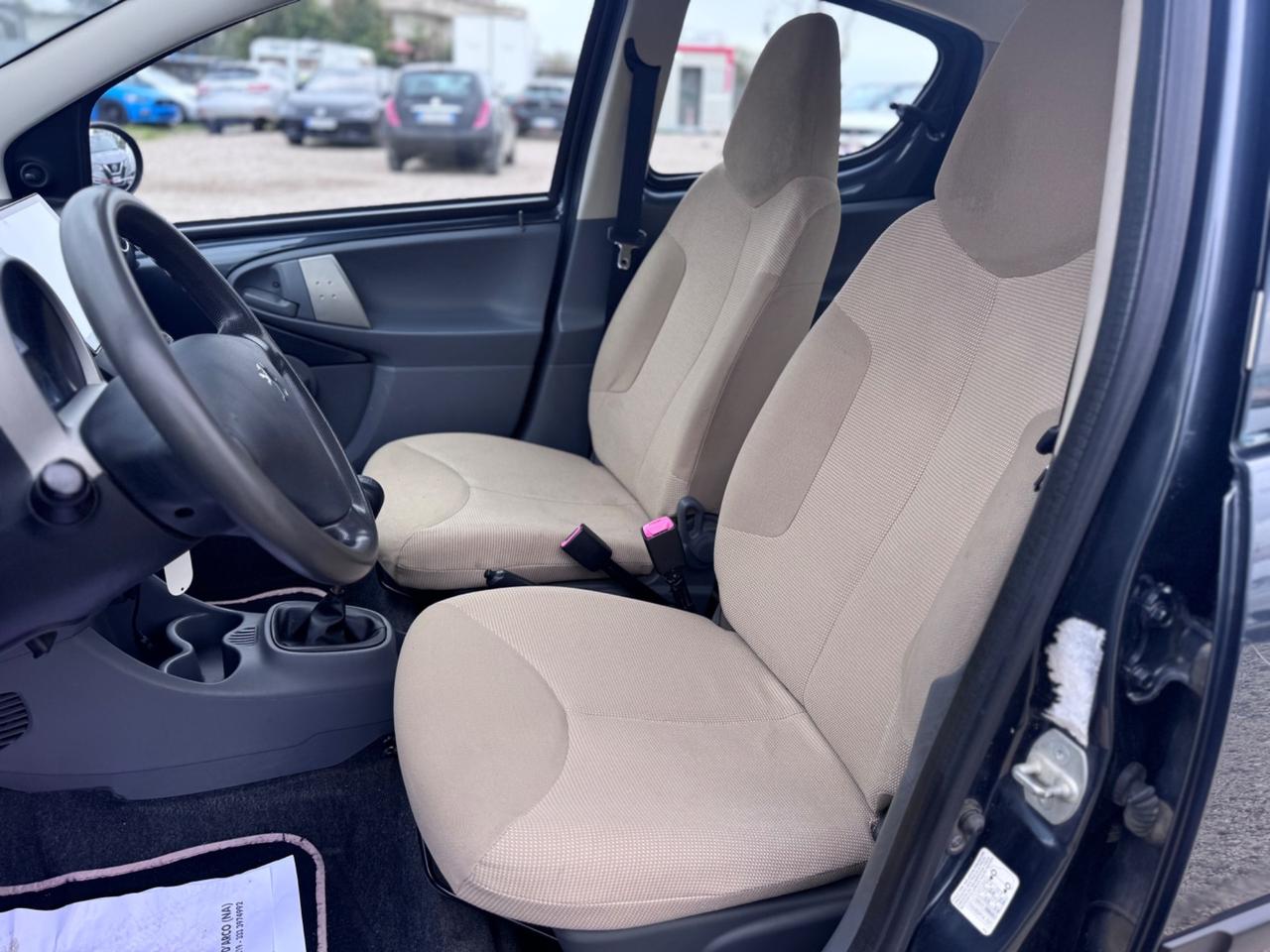 Peugeot 107 1.4 HDi 5p. Sweet Years