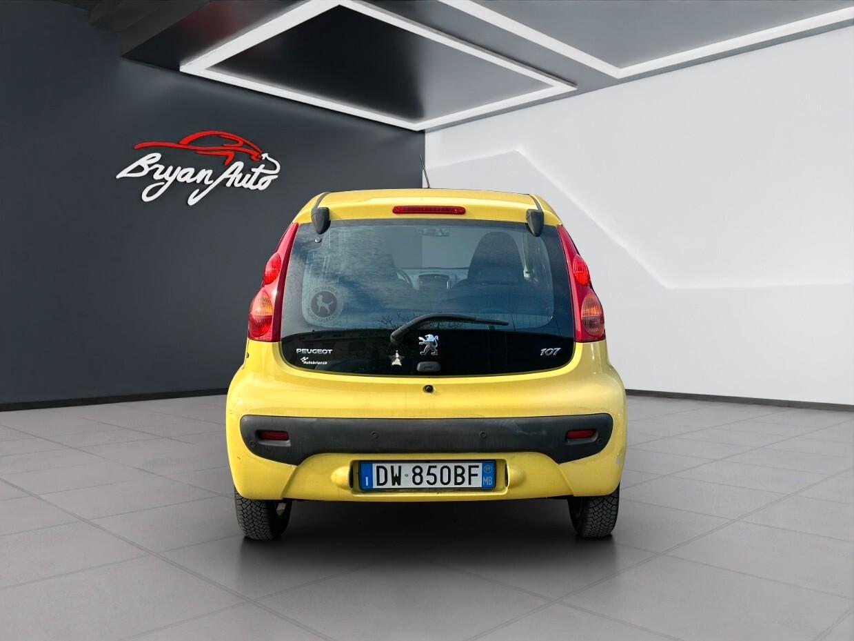 Peugeot 107 1.0 68CV 5p. Plaisir 2Tronic