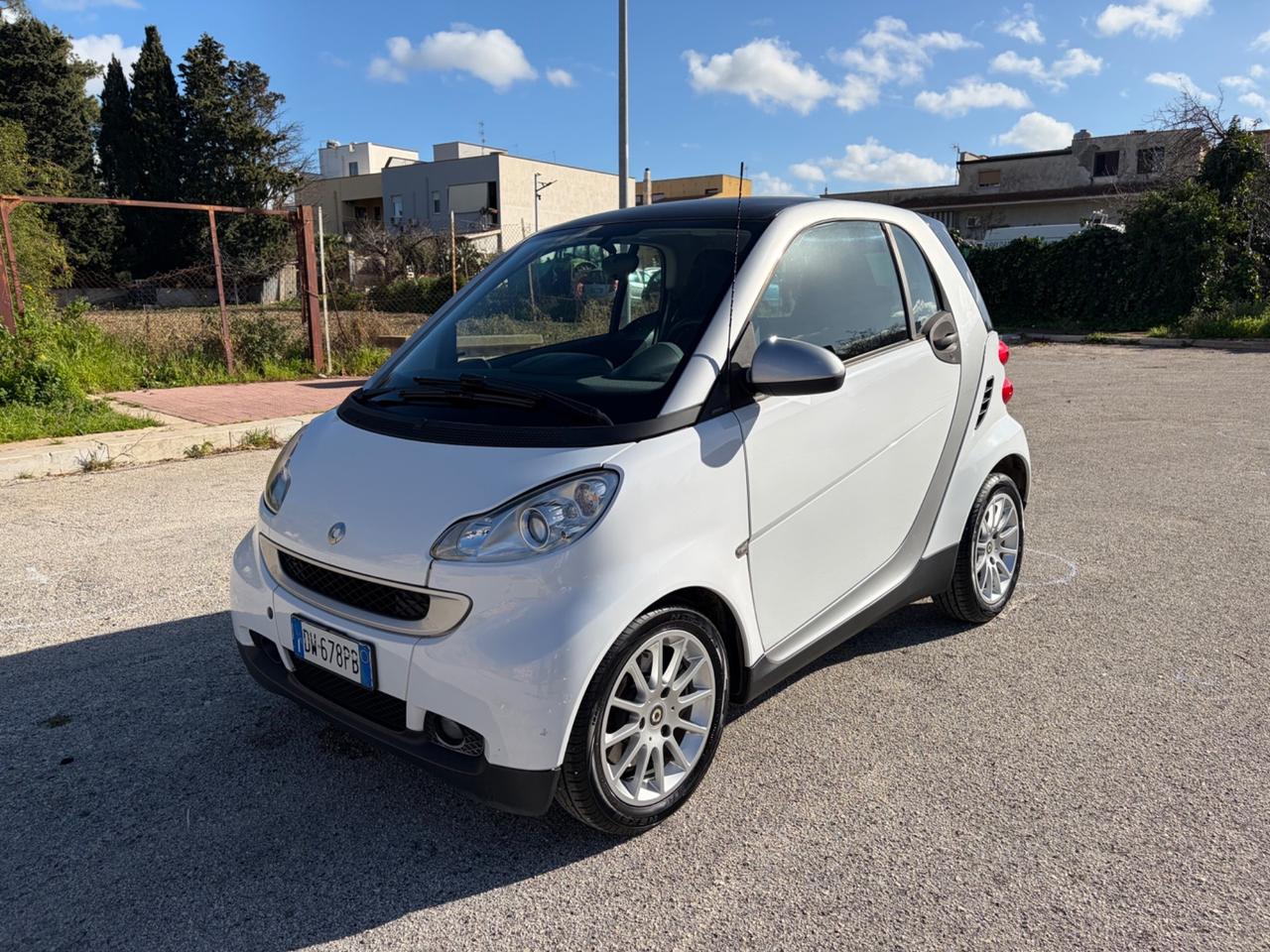 Smart ForTwo 1000 52 kW MHD coupé passion