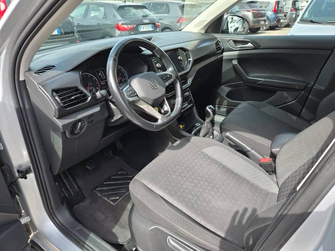 Volkswagen T-Cross 1.0 tsi Advanced 110cv