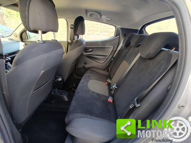 LANCIA Ypsilon 1.2 69 CV 5 porte GPL Ecochic Silver NEOPATENTATI