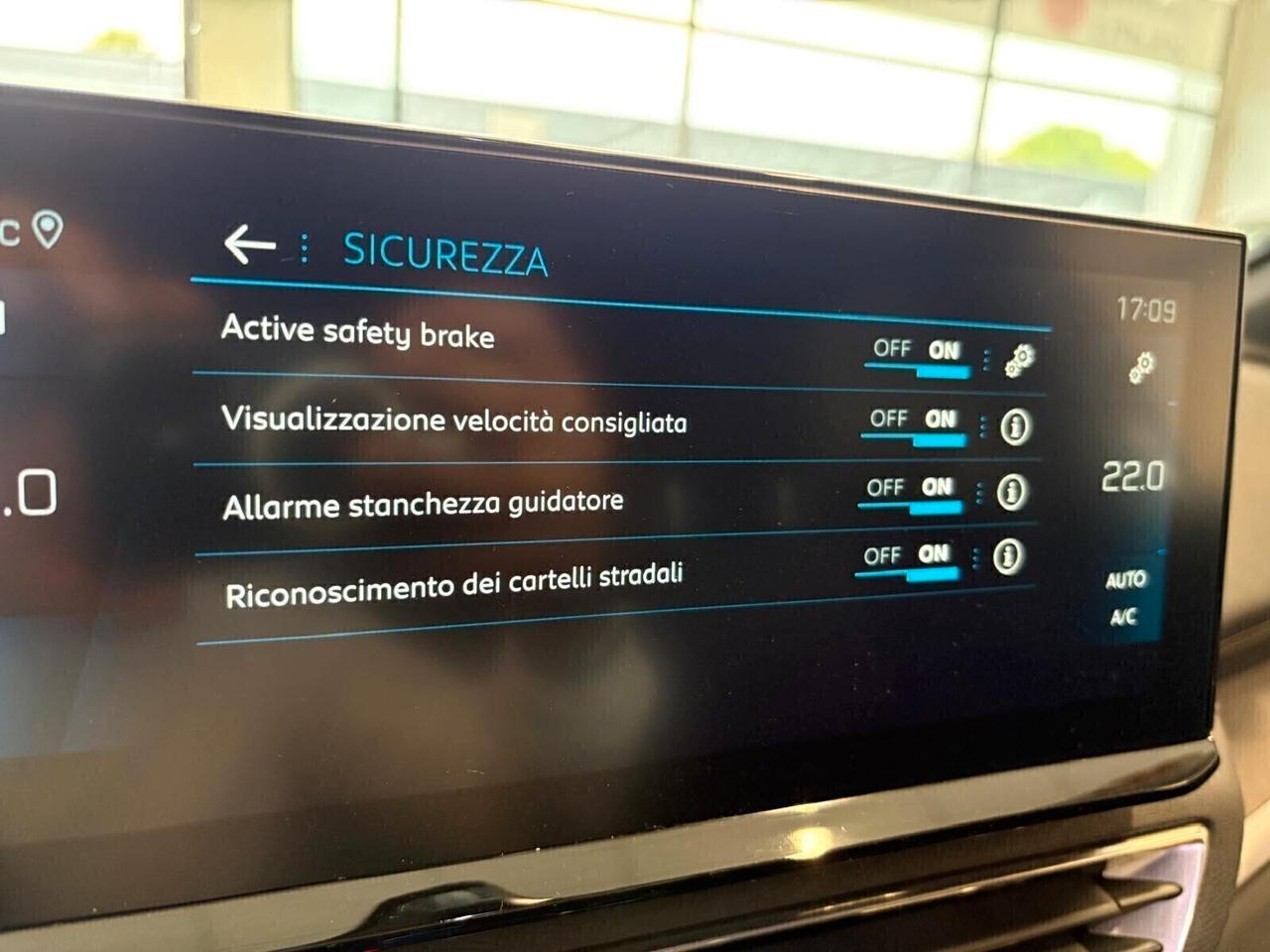 Peugeot 3008 GT PureTech Turbo 130 6mt SPOTICAR