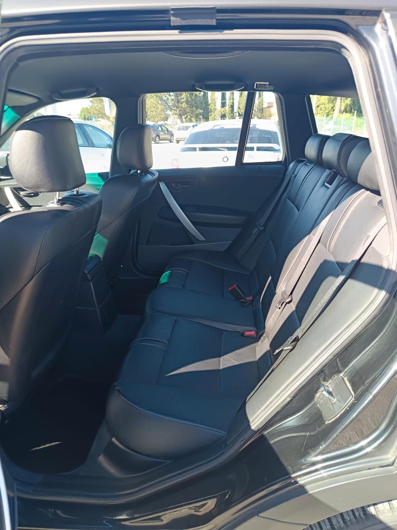 Bmw X3 2.5i cat Attiva GPL Gancio Traino Tua a 119€ al Mese