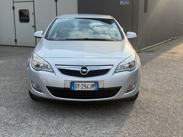 Opel Astra 1.8 16V VVT 5 porte Cosmo