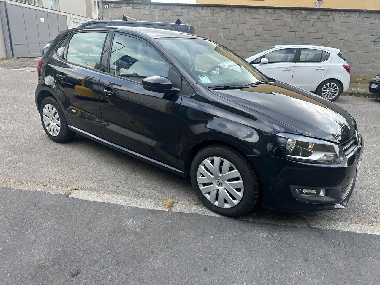 Volkswagen Polo 1.4 5 porte - ok neopatentati