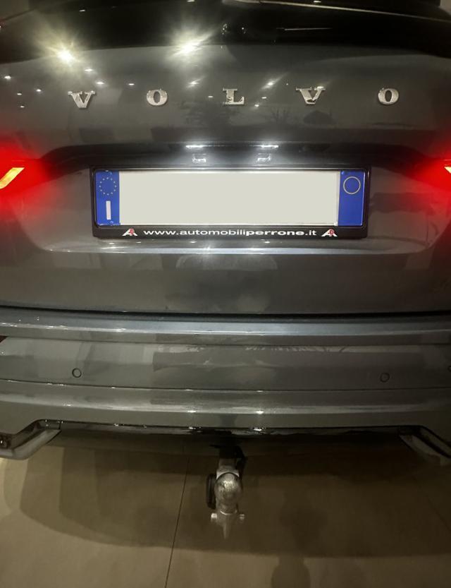 VOLVO XC60 B4 (d) 197cv Plus Dark Geartronic N1 Autocarro