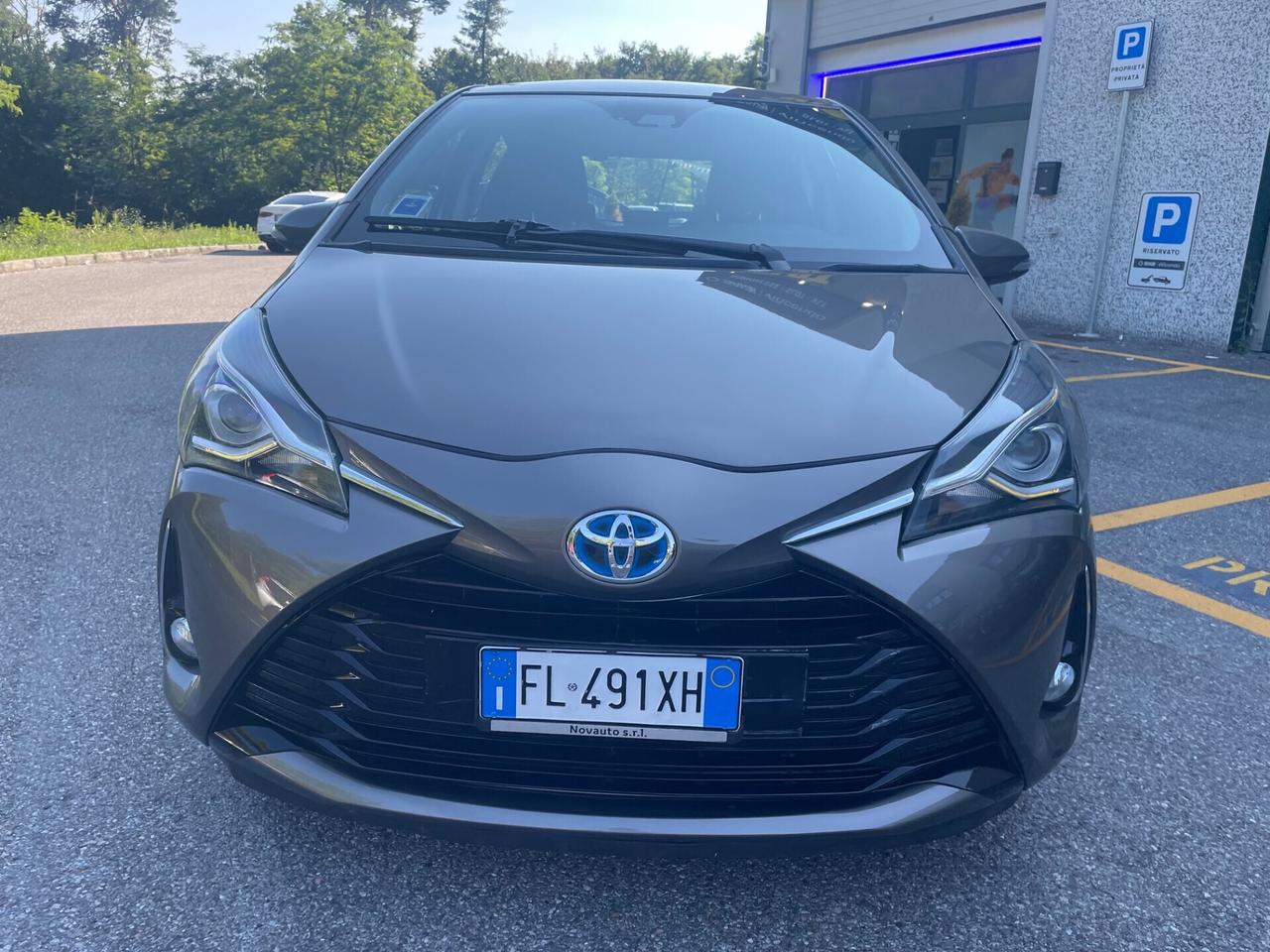 Toyota Yaris 1.5 Hybrid 5 porte*Automatik*Neopatentati*