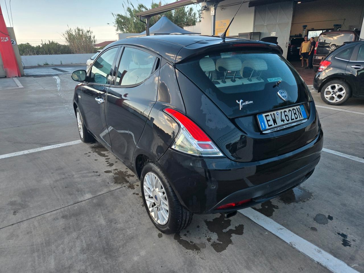 Lancia Ypsilon 1.3 MJT 16V 95 CV 5 porte S&S Silver