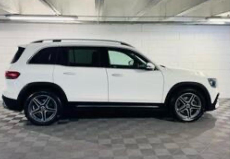 Mercedes-benz GLB 180 AMG-Rata da 310€ al mese