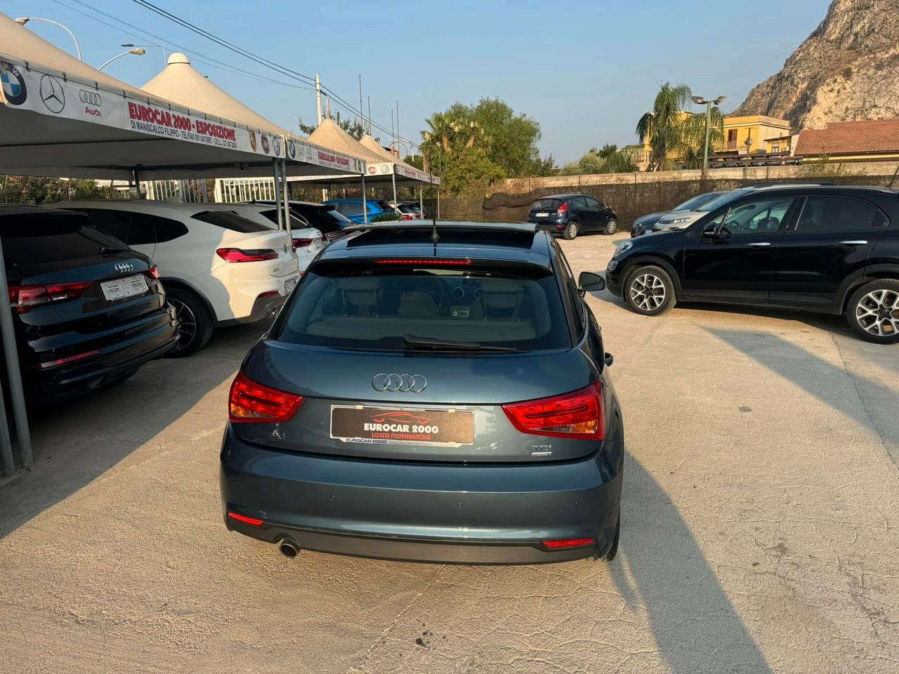 Audi A1 1.4 TDI ultra Sport TETTO