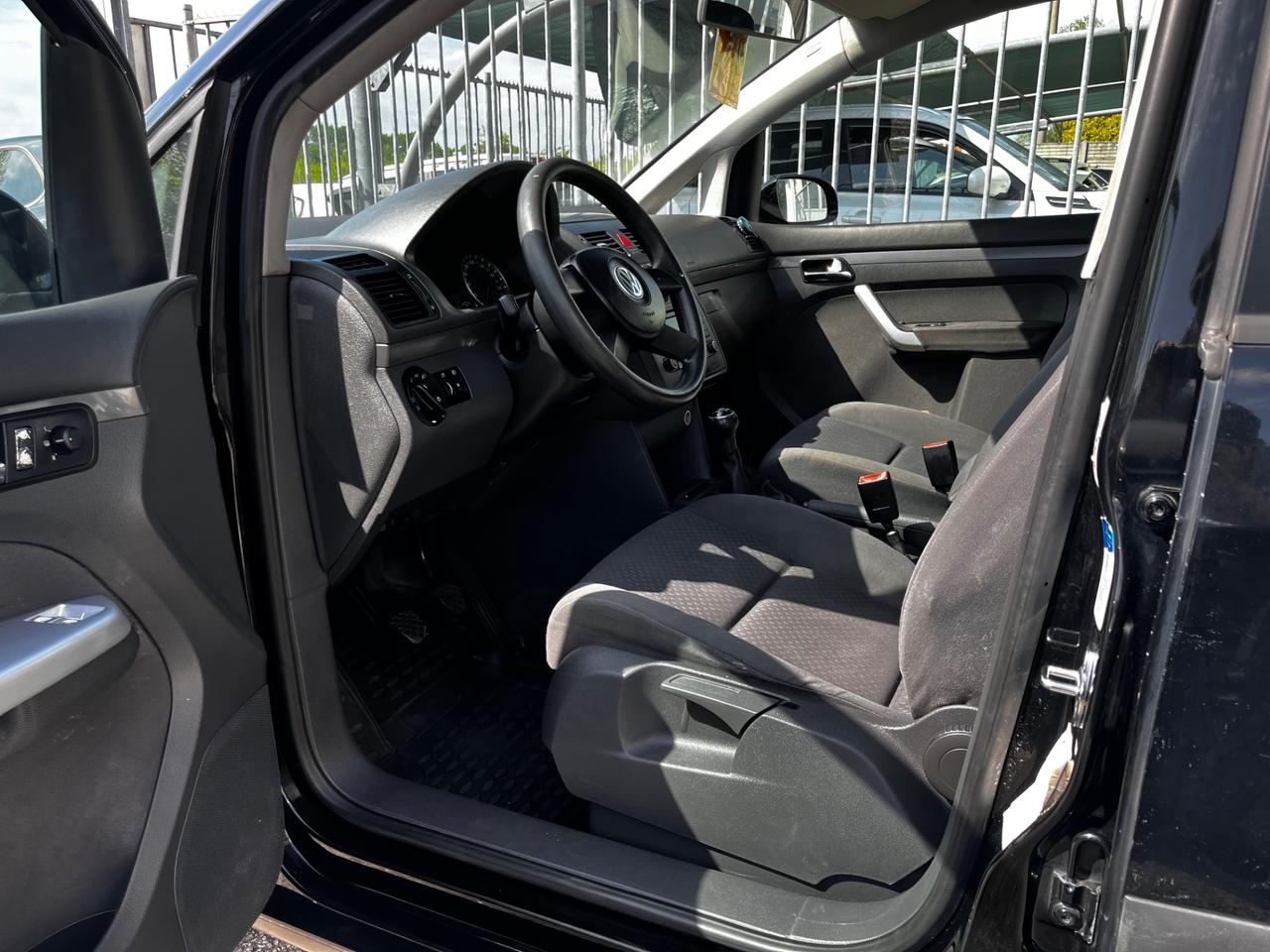 Volkswagen Touran 1.9 TDI 101CV 7 POSTI