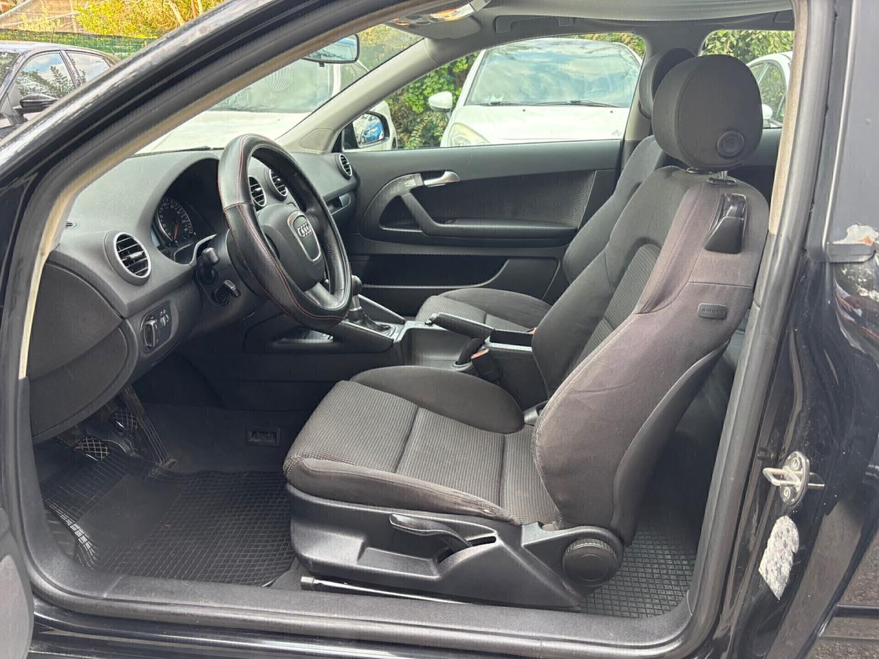 Audi A3 - 2.0 16V TDI Attraction