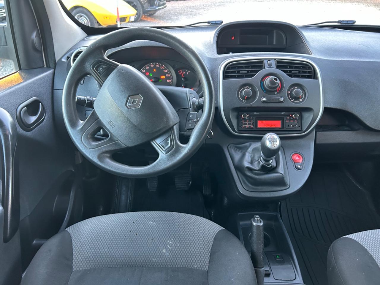 Renault Kangoo 1.5 dCi 5 posti Maxi Combi Ice neopatentati