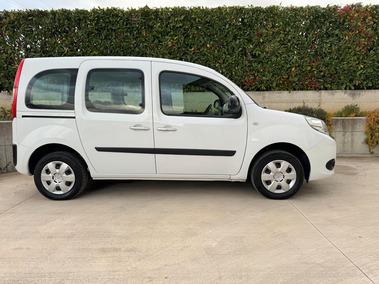 Renault Kangoo 1.5 dci 5 posti N1 Autocarro (Euro 6B)