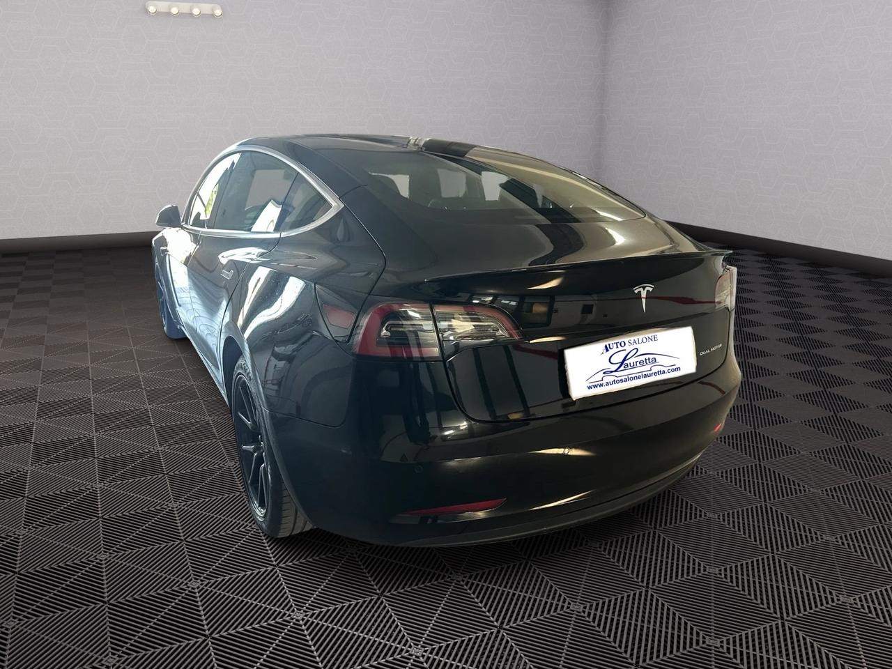 Tesla Model 3 Long Range Dual Motor AWD