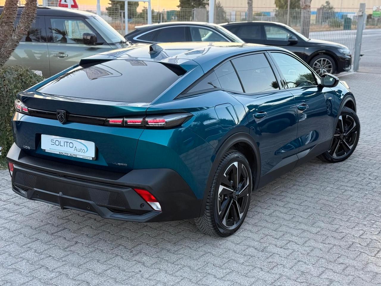 Peugeot 408 Plug-in Hybrid 180 e-EAT8 Allure Pack Blu Obsesion *Ok Neopatentati