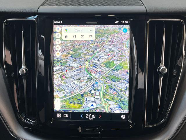 VOLVO XC60 B4 AWD Momentum LED|RETROCAMERA|CARPLAY|18'