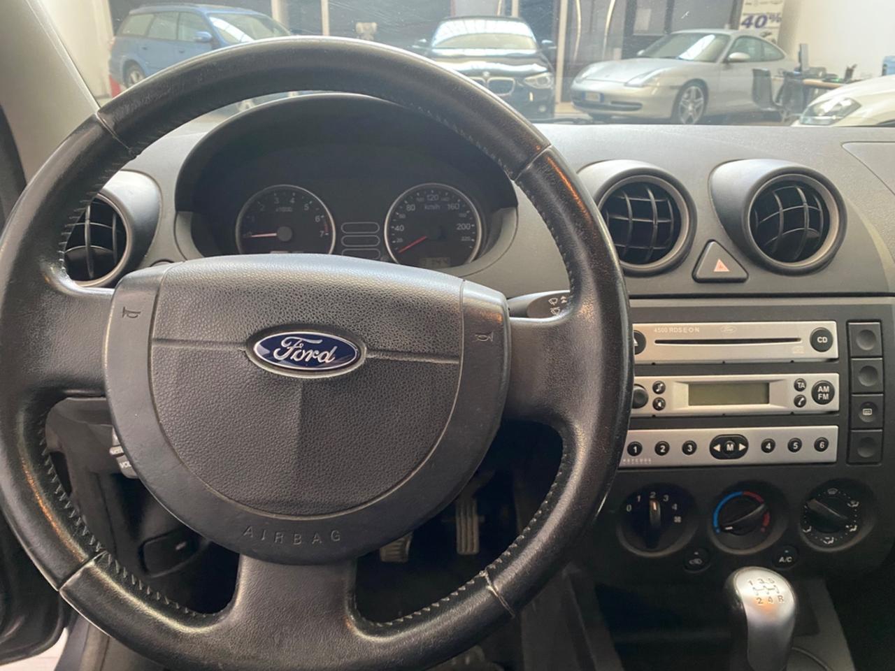 Ford Fiesta 1.2 16V 5p. Ghia