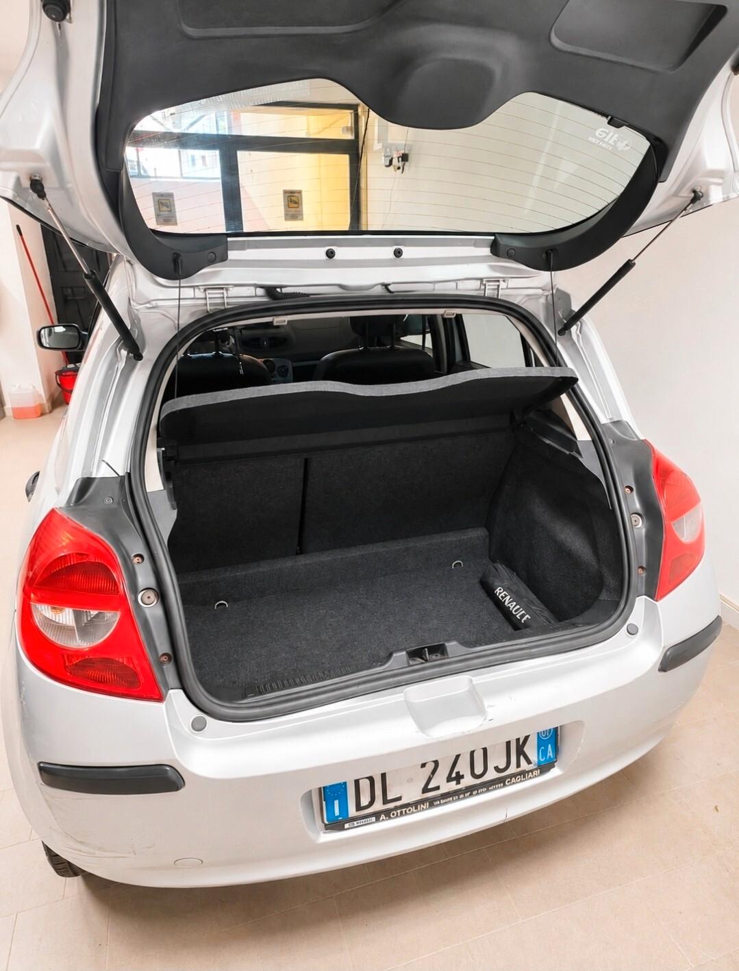 Renault Clio 1.2 16V 5 porte Dynamique