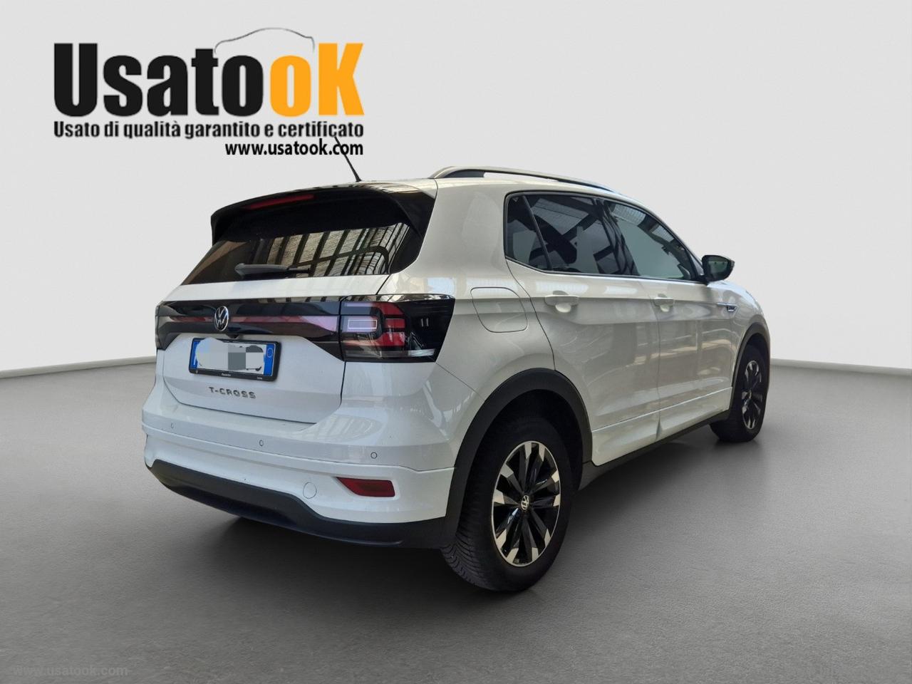 VOLKSWAGEN T-Cross 1.0 TSI Sport PACCHETTO R-LINE - TUA A € 18.900 CON USATOOK PLUS