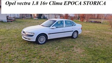 Opel Vectra 1.8i 16V Clima