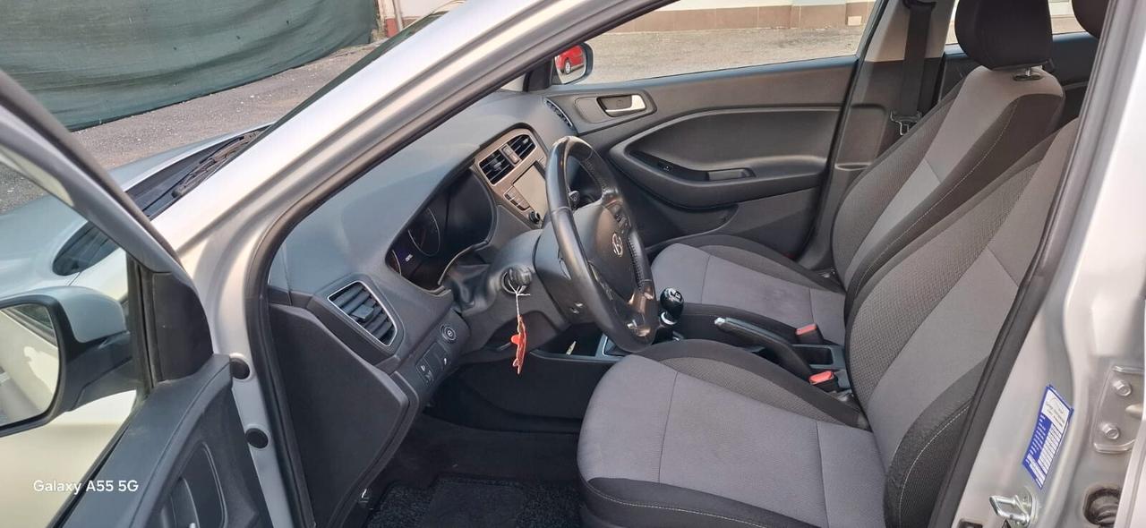 Hyundai i20 1.2 5 porte Econext Connectline