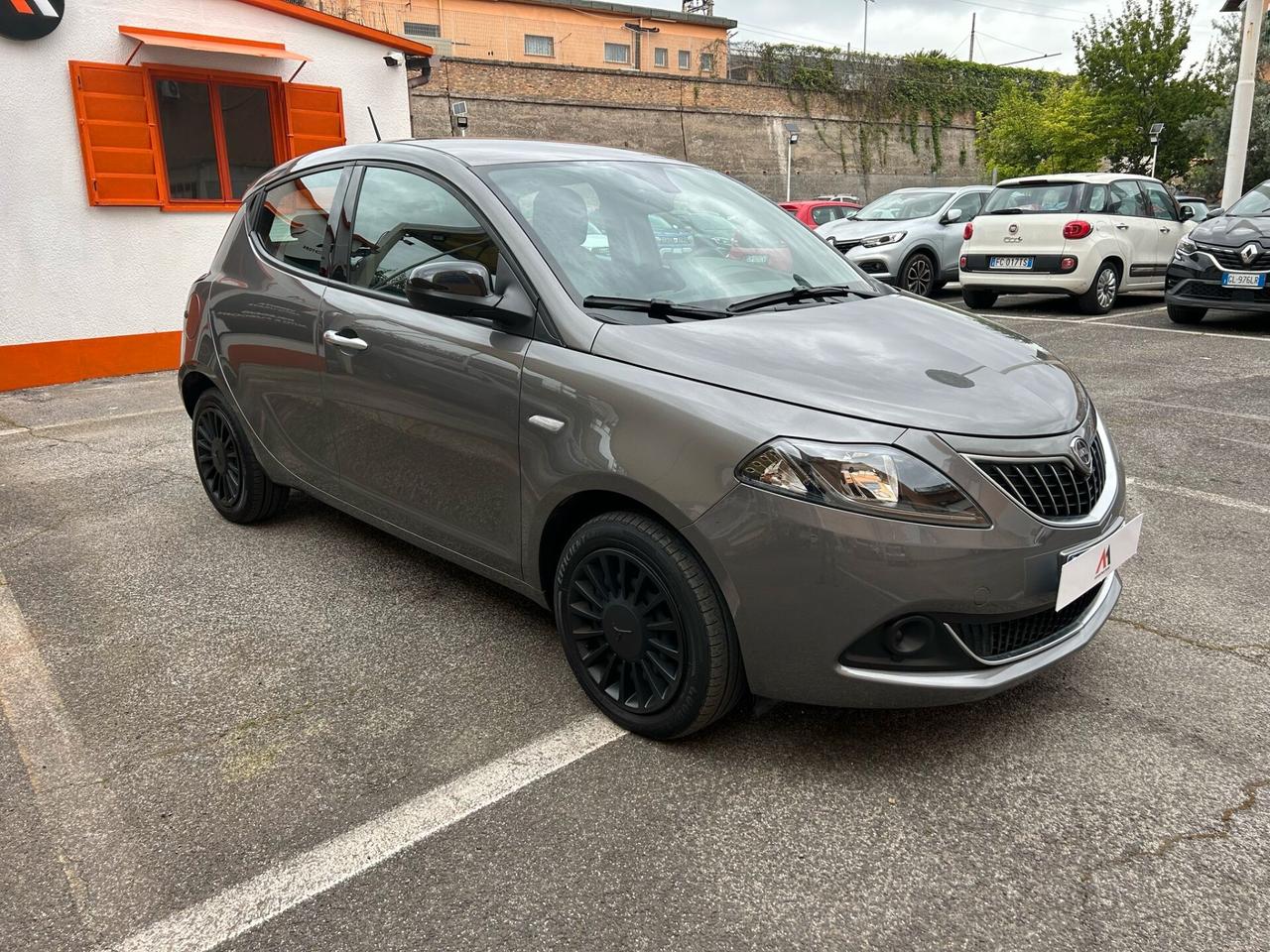 Lancia Ypsilon 1.0 FireFly 5 porte S&S Hybrid Ecochic Silver*PREZZO REALE *