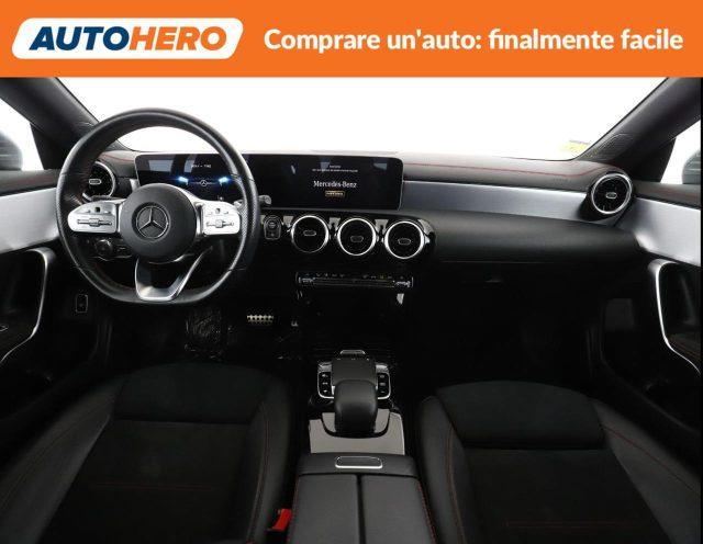 MERCEDES-BENZ CLA 200 d Automatic Premium