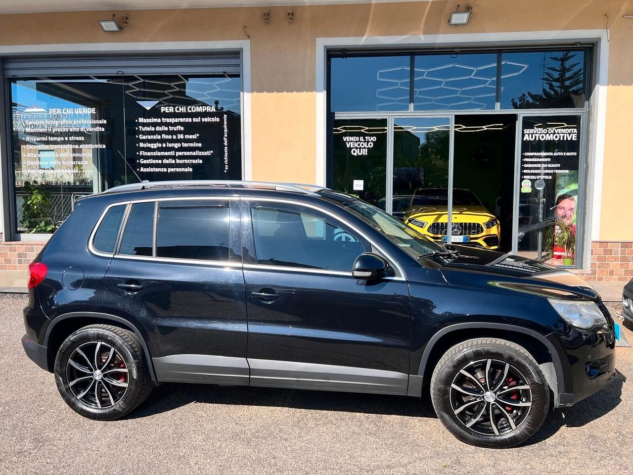 Volkswagen Tiguan 2.0 16V TDI DPF tiptronic Sport & Style (18°)