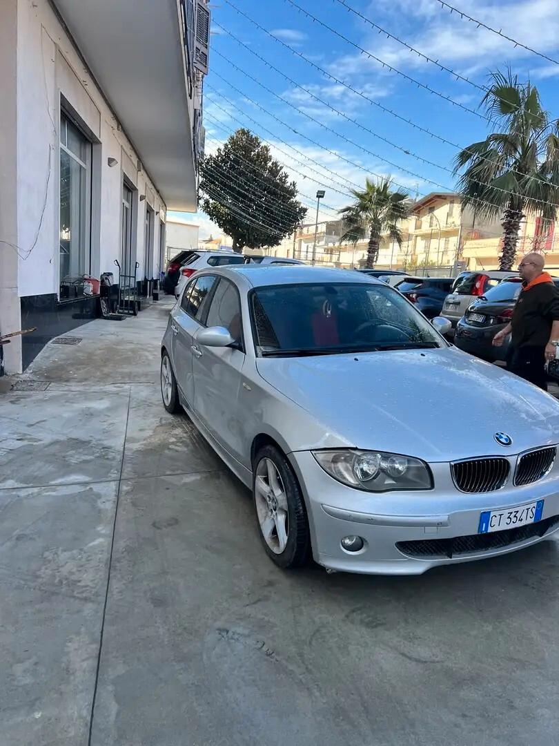 Bmw 120 120d cat 5 porte Eletta