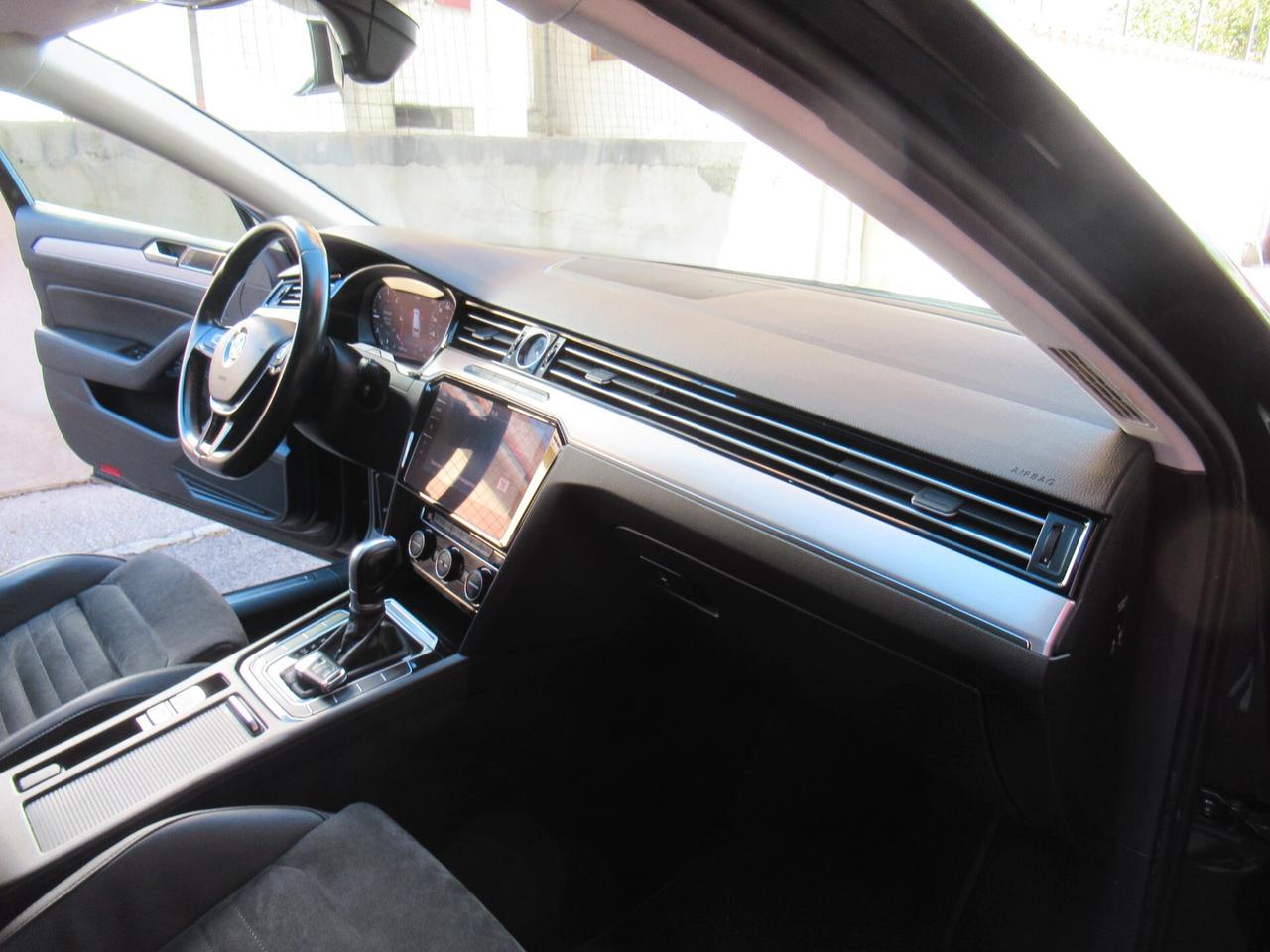 Volkswagen Passat Variant 2.0 TDI DSG Executive BlueMotion Tech.
