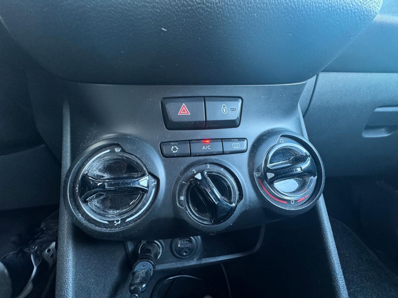 PEUGEOT 208 1.2 12V VTi 82CV 3p. Active UNICO PROPRIETARIO