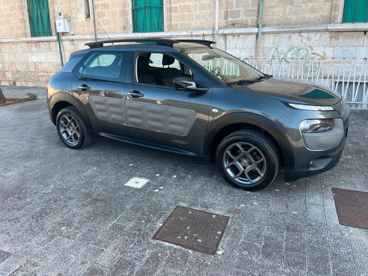 Citroen C4 Cactus 1.6 HDI CV 100 Shine UsatoGarantito