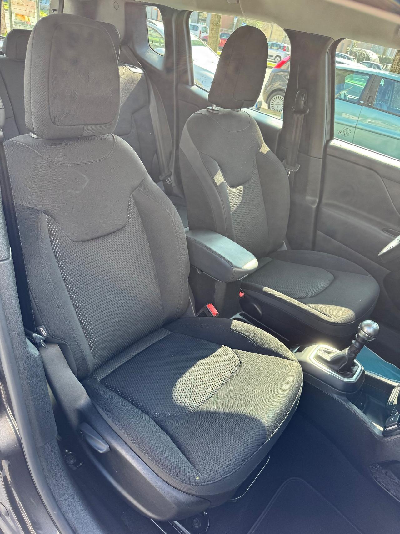 Jeep Renegade 1.0 120 cv Night Eagle