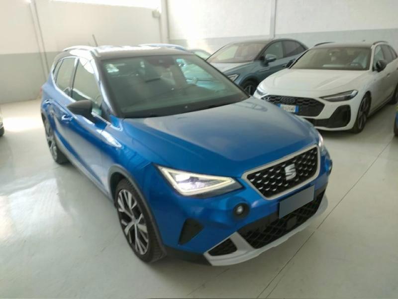 Seat Arona 1.0 TGI Xperience LED, Navi, Cerchi 18, Retrocamera