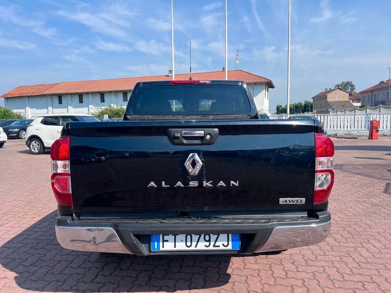 Renault Alaskan 2.3 DCI SINGLE TURBO 160 CV START & STOP 4WD INTENS(120 KW)